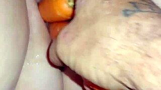carrots in pussy