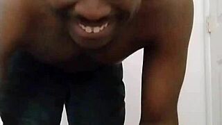Shaving Her Pussy Before Masturbating In Jeans For You