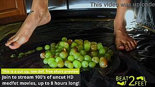 Raven Rogue Gets Wet And Sticky With Grapes