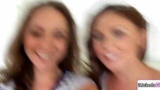 lesbian teen 18+ pussy licking sorority