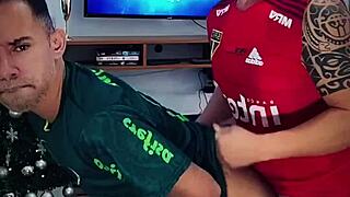 jogador de futebol gay fode profundamente