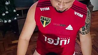 jogador de futebol gay fode profundamente