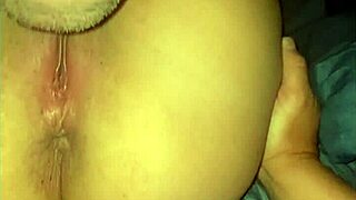 shaved pussy