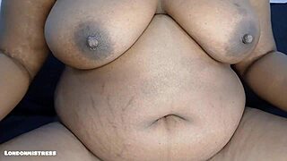 ebony bbw reaches orgasm during solo session