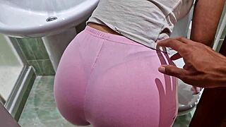 Argentinian maid gets paid for huge cum in mouth
