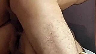 Curvy Egyptian slut loves cock