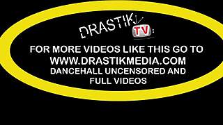 Dancehall skinout party girls-out