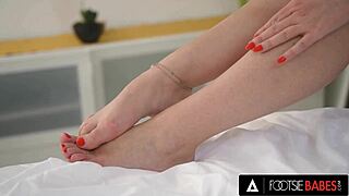 Footsie Babes Hottie Alexis Crystals Foot Fetish Fantasy Ends In Deep Anal