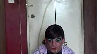 Sissy crossdresser opens mouth in humiliation play