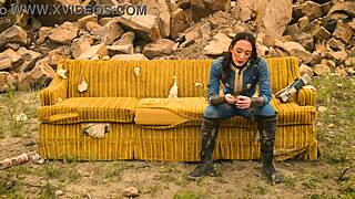 Audrey reid and sage hunter cum in bunker