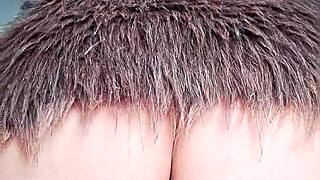 mature horny gaper on all fours flaunting her fabulously phat fanny flaps