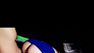 my rich stepdaughter bends over nicely in short shorts
