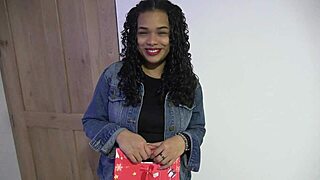 I was his christmas gift and he gave me a hard pussy licking until the orgasm