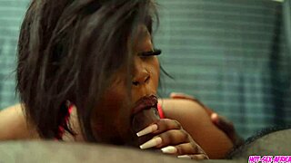 Une bite africaine pouces pilonn�e et �jacul�e sur ma chatte blonde