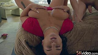 Payton Preslee Bounces 36f Tits On Cock