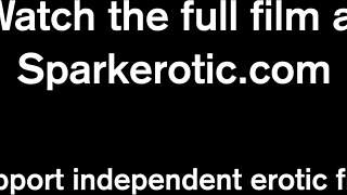 N-näin nuo kaksi toimitusjohtajaa yhdistyvän tavoilla joita en uskonut! Isot tissit mukana