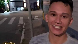 Za scénou - brunetka manželka podvádí manžela na scéně