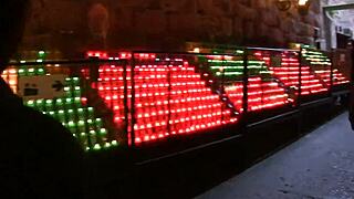 Man, att knulla offentligt precis bredvid ett kloster känns så djärvt!