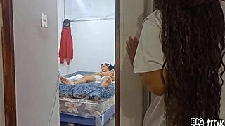 継兄弟のチンポをアナルで最後までヤる？