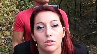 Uhvaćena kako se dodirujem tokom izolacije, pustila sam ga da mi izbuši pičku jako