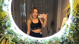 Hei, cuckquean vlog! Ser på Eva Tender, vil du bli med Bella Mur? 😏