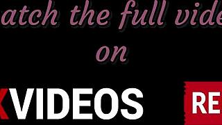 Hey Fremder, willst du meine Berührung an diesem öffentlichen kroatischen Strand spüren?