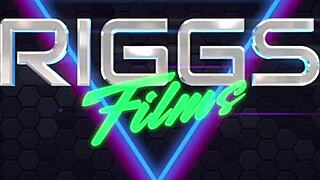 Drobná blondýna zničená obřím černým chujem ve vlhké akci