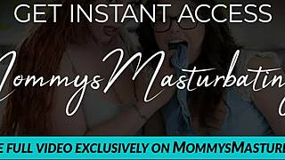 Ей, мащехо, готова ли си за гореща лесбийска сесия с момичето, което ти лиже путката?