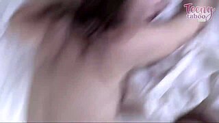 Nevlastná dcéra Reese Robbins jebe nevlastného otca Setha Brogana v divokej posteli