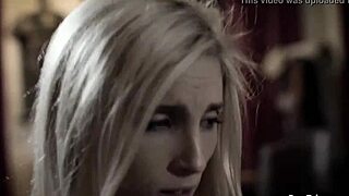 Gorąca pasierbica 18+ pragnie grubego kutasa ojczyma