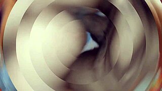 Pastorka zvabi očima v divji seks, dokler ne pride pravi orgazem. Sperma jo pokrije.