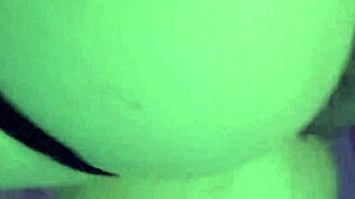 Follando hermanastra en tienda campaña bajo estrellas