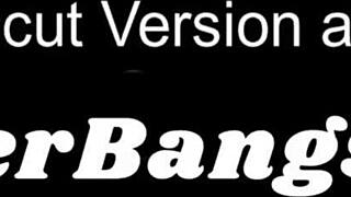 Olen kuuma sijaislapsi hyväksyen sijaisperheeni rakkauden tässä kolmikkoroolipelissä.