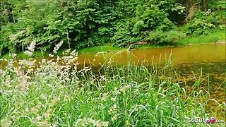 年轻柏林18岁嫩妹，第一次约会海滩POV猛干