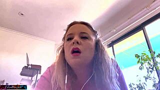 继父强硬训练继女接受肛交