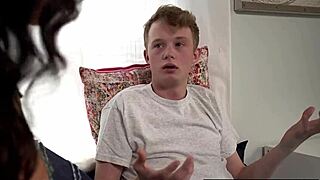 אמא חורגת חמה מפתה בן חורג בתול לפאק אינטנסיבי בפעם הראשונה