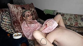 Cunnilingus-Explosion auf der wilden asiatischen Frau meines Freundes!