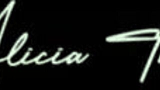 메이드가 특별 데스크 서비스로 추가 돈 받아