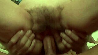 Vovó safada com corpo perfeito quer paus duros na buceta molhada